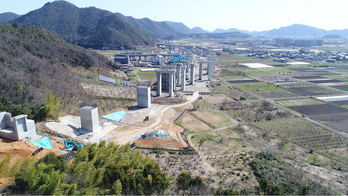 東海環状自動車道　御望山本線橋（下部工）工事（岐阜県岐阜市）