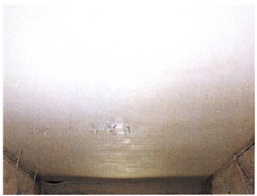 補強・増厚工事完了後のコンクリート天井面の仕上がり状況